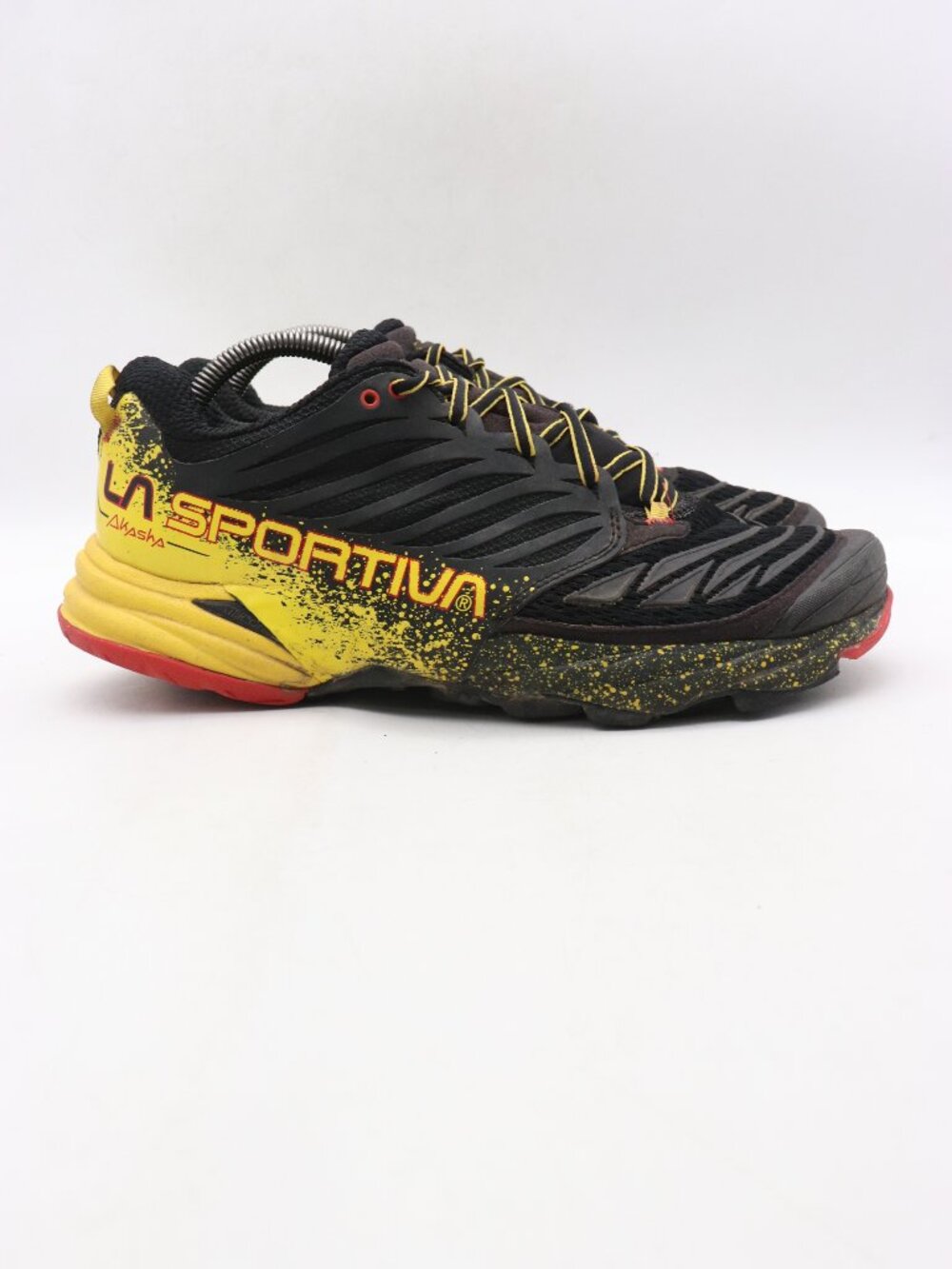 La Sportiva Akasha Men's Size 10.5 Trail Running Shoes Black Yellow Red Athletic